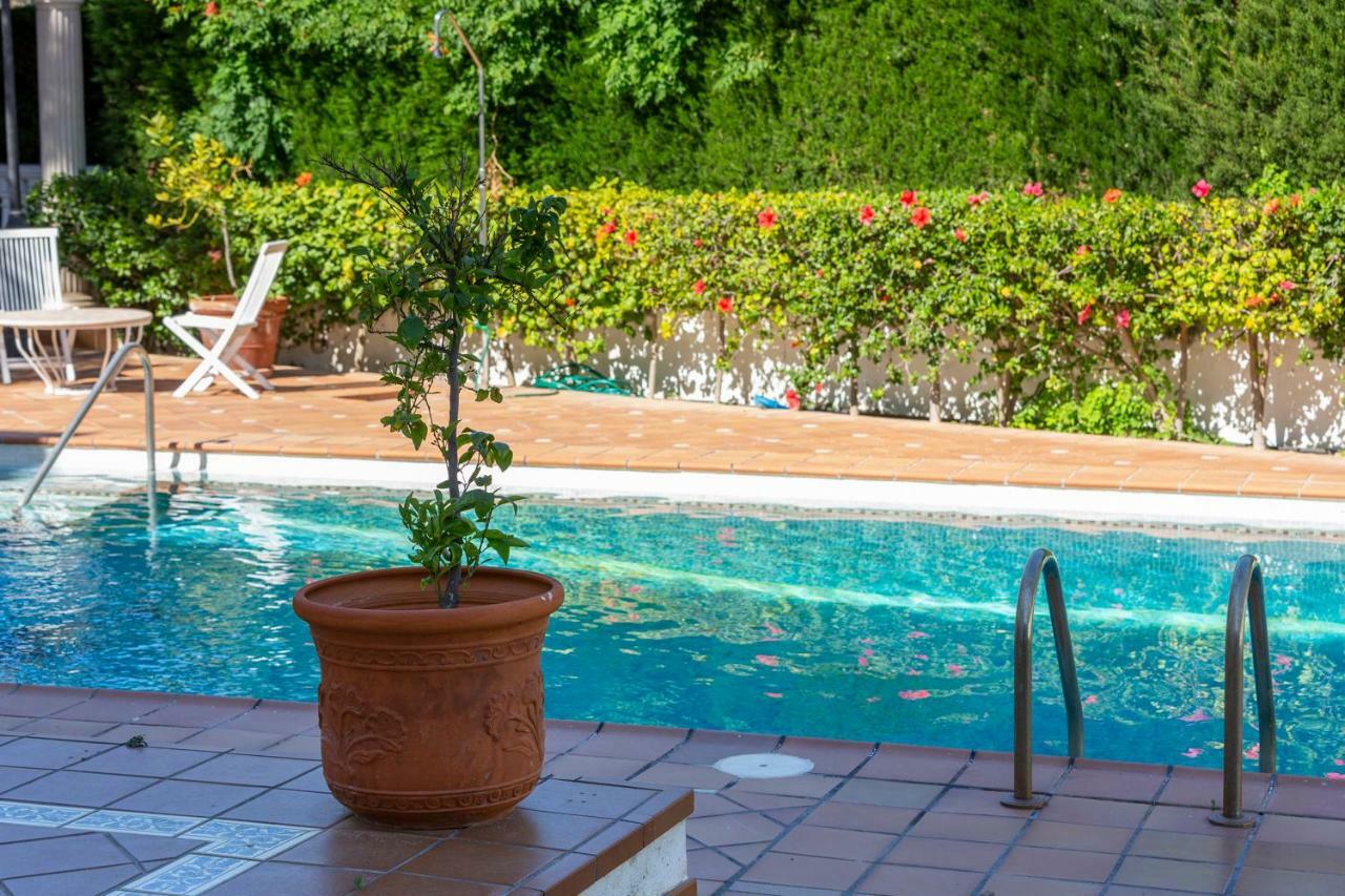 Chalet Villadulce Агуадулсе Екстериор снимка